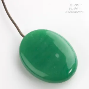 Jade Green Oval Glass Pendant on wire, 36x25x8mm. 1920s. B11-gr-2002