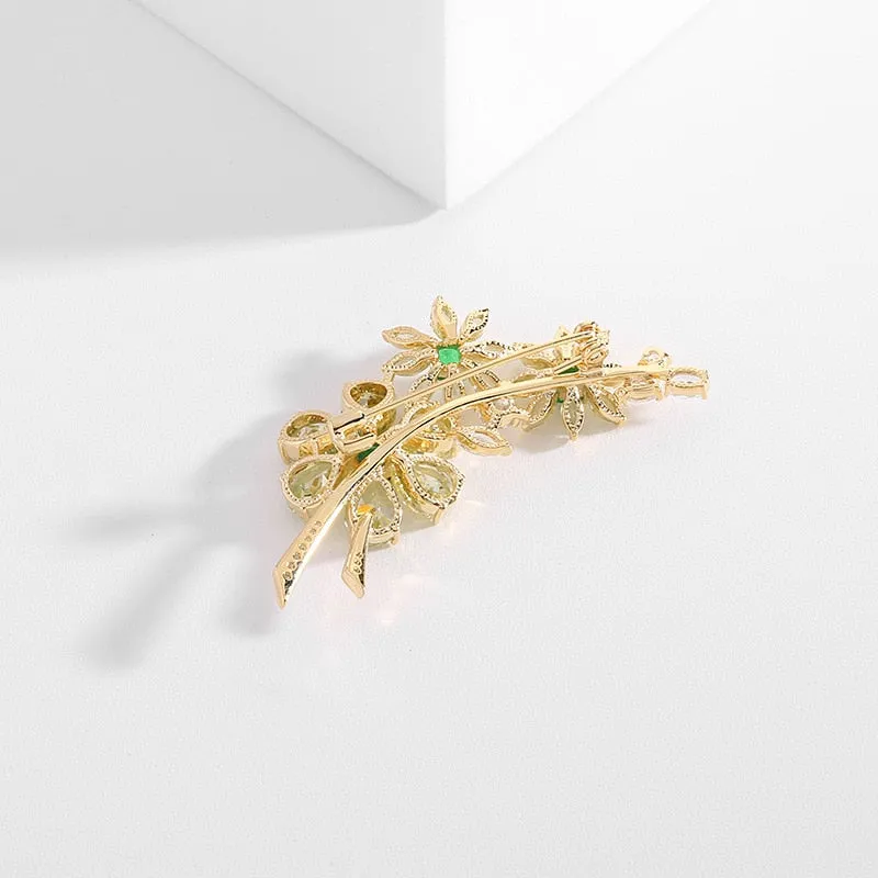 Luxury Copper Micro Inlaid Cubic Zirconia Color Flower Lady Brooch