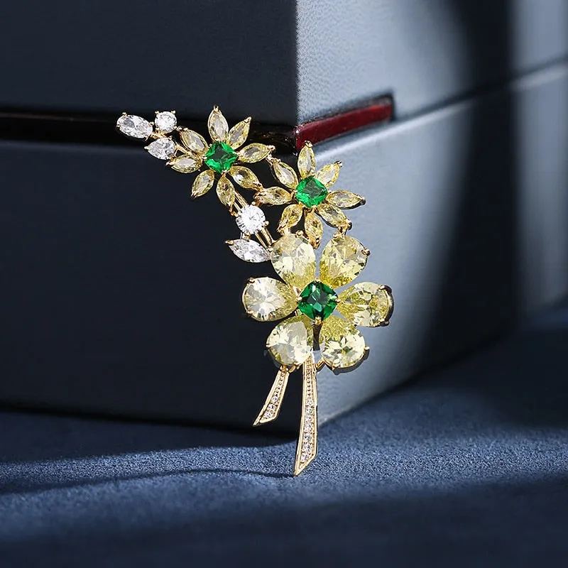 Luxury Copper Micro Inlaid Cubic Zirconia Color Flower Lady Brooch