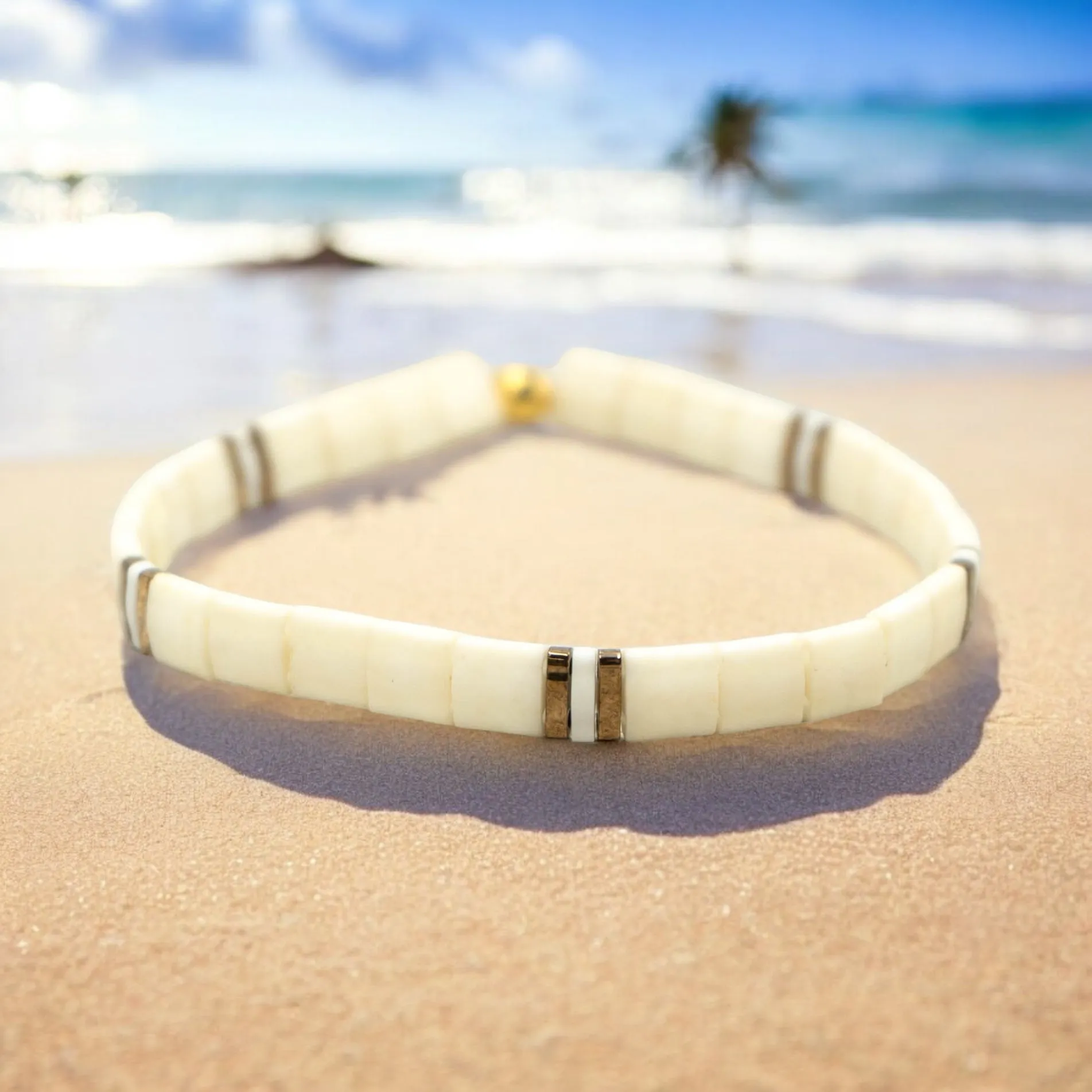 SALTY - Tila Bead Bracelet | Single