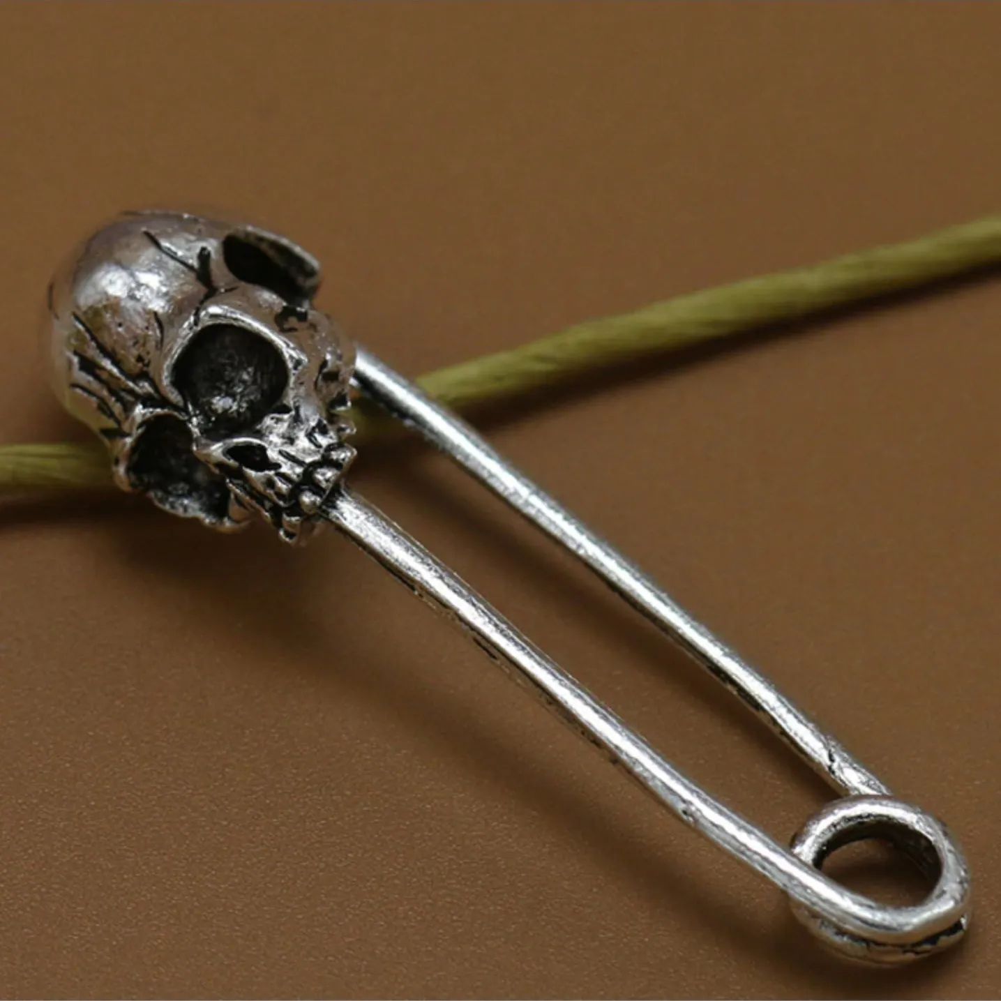 Skull Clothing Decorative Pin
